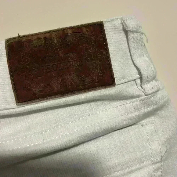 Brooks brother - Picture 3 of 3